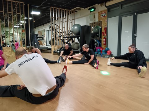 Cours de self-défense à Falaise : maîtriser une agression grâce aux clés articulaires